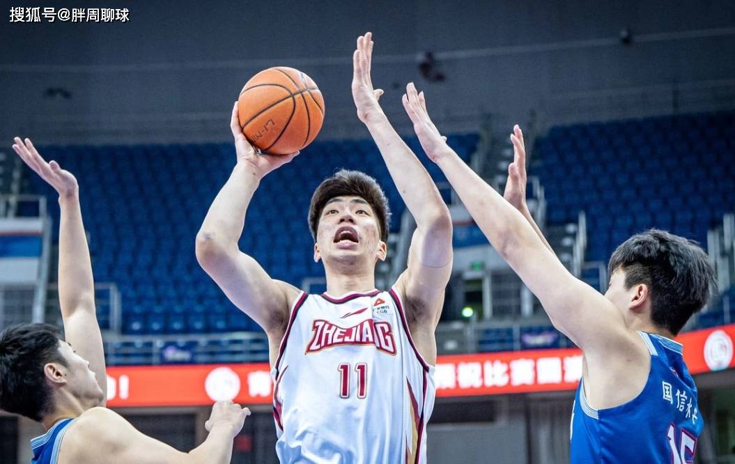 难绷！中国男篮出现23次失误全队只有9次助攻(赵继伟22分钟送13助攻盘活全队)