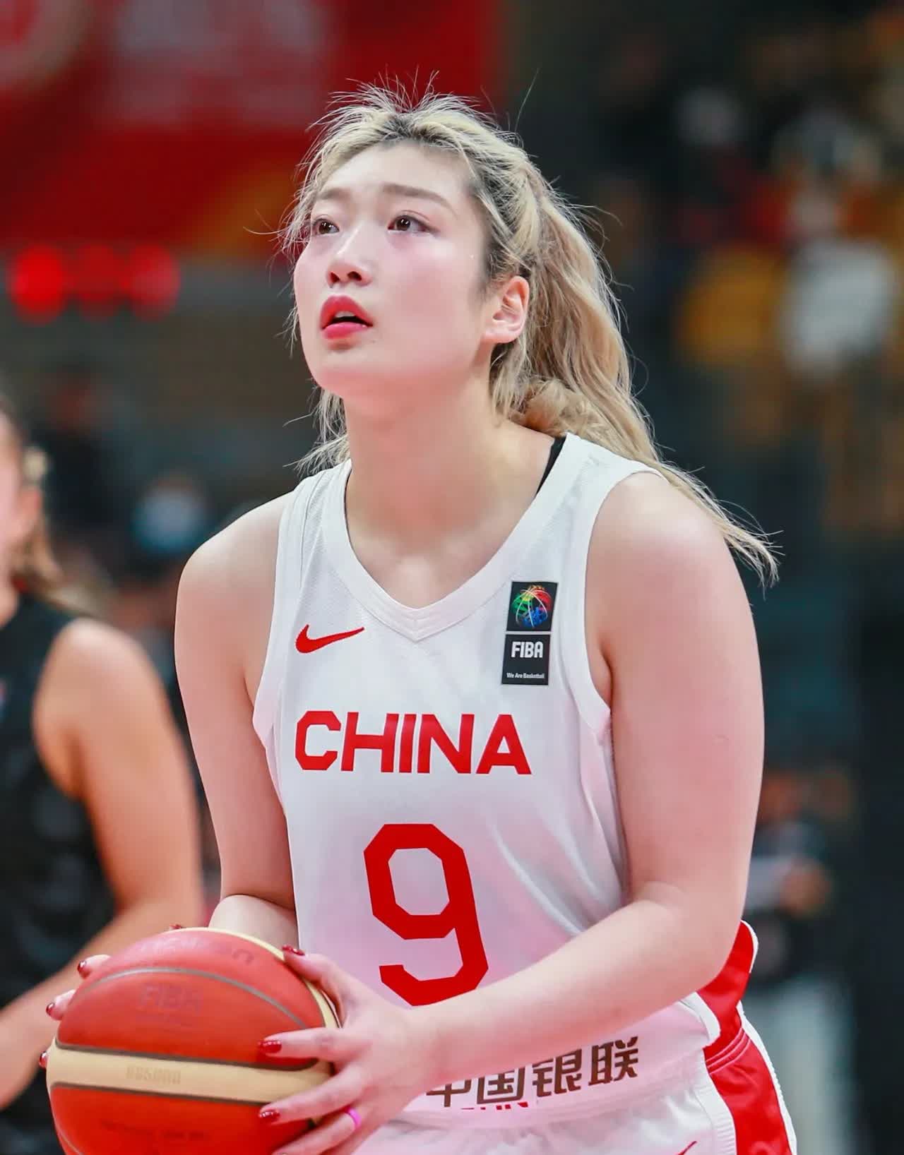 国青女篮挑战赛集锦冉珂嘉23+17，中国大胜塞尔维亚的简单介绍